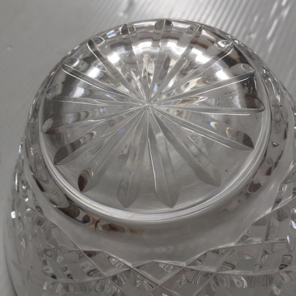 Large 𝐂𝐑𝐘𝐒𝐓𝐀𝐋 Bowl 8"x4" by WATERFORD - Picture 5 of 6